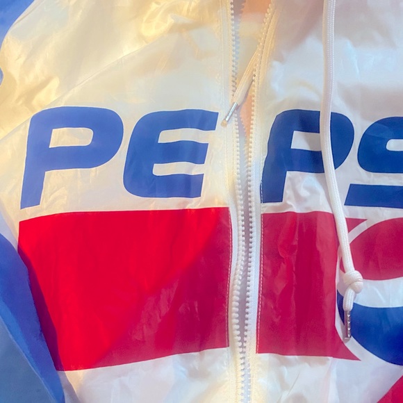 Pepsi brand windbreaker - Picture 3 of 7
